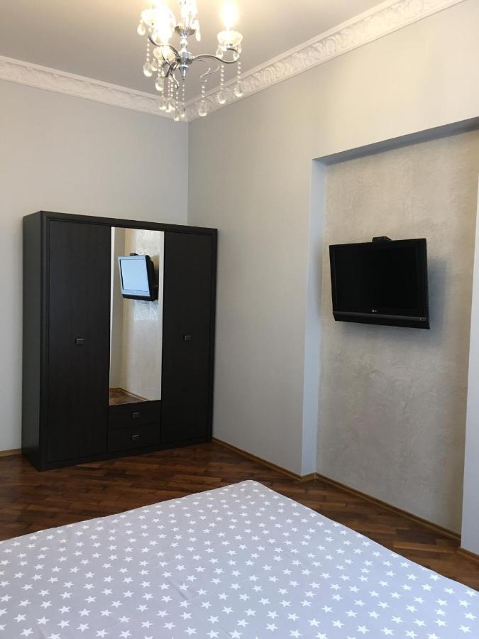 Apartment On Centre Lviv Dış mekan fotoğraf