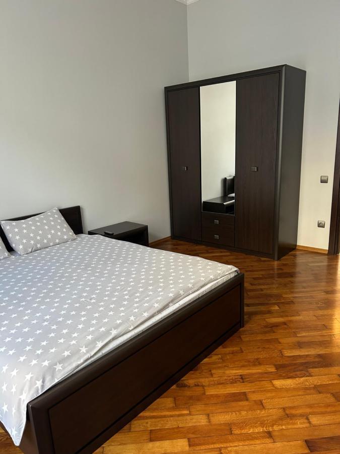 Apartment On Centre Lviv Dış mekan fotoğraf