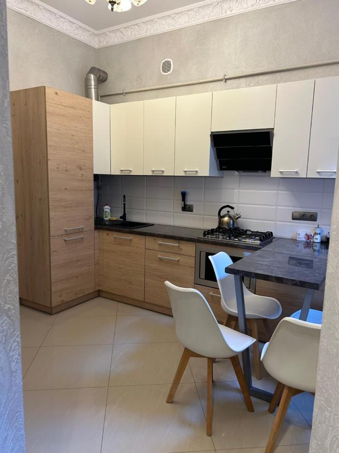 Apartment On Centre Lviv Dış mekan fotoğraf